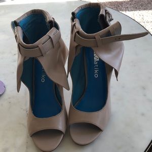 Matiko nude heels. Size 6. Worn once.